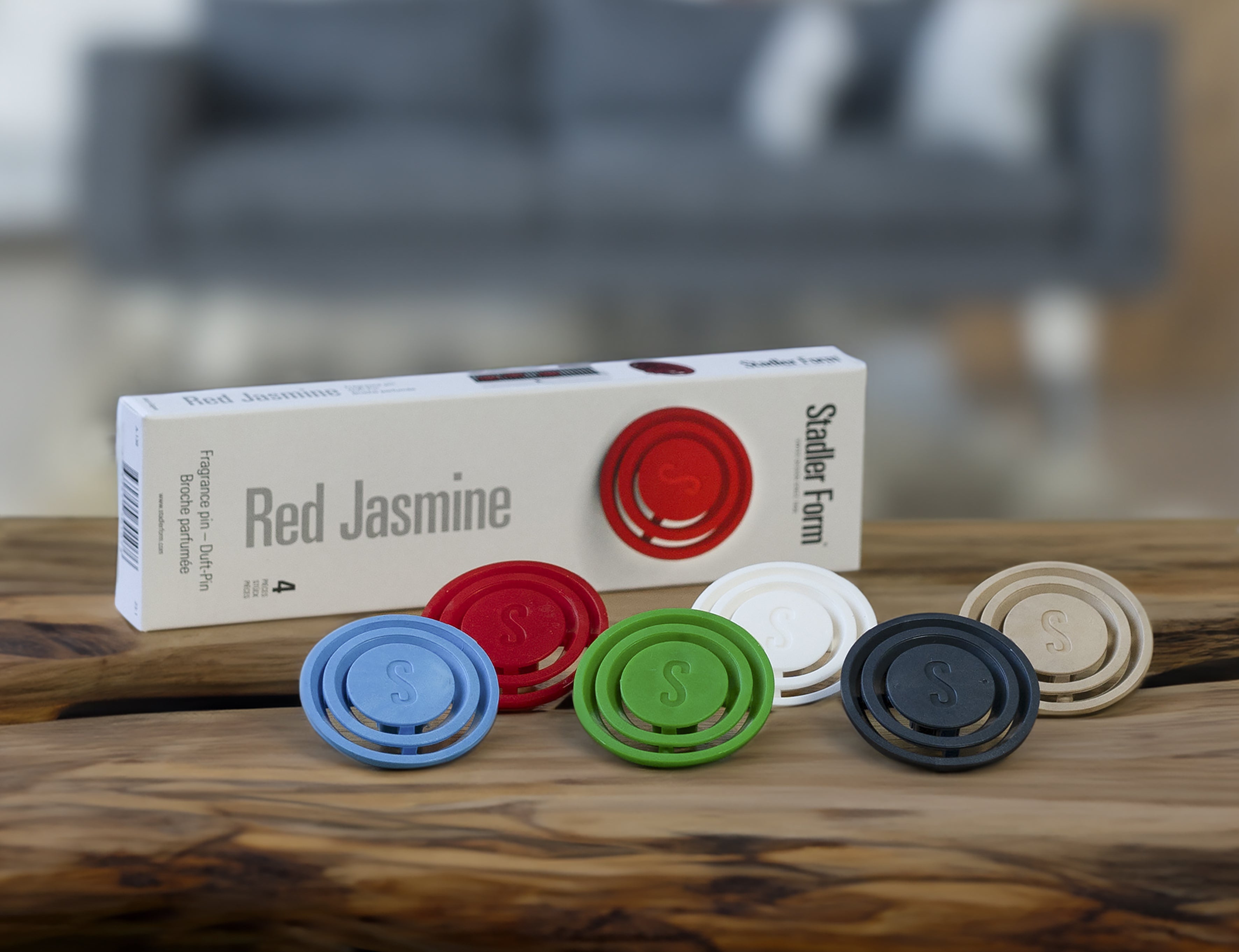 Fragrance pin Red Jasmine