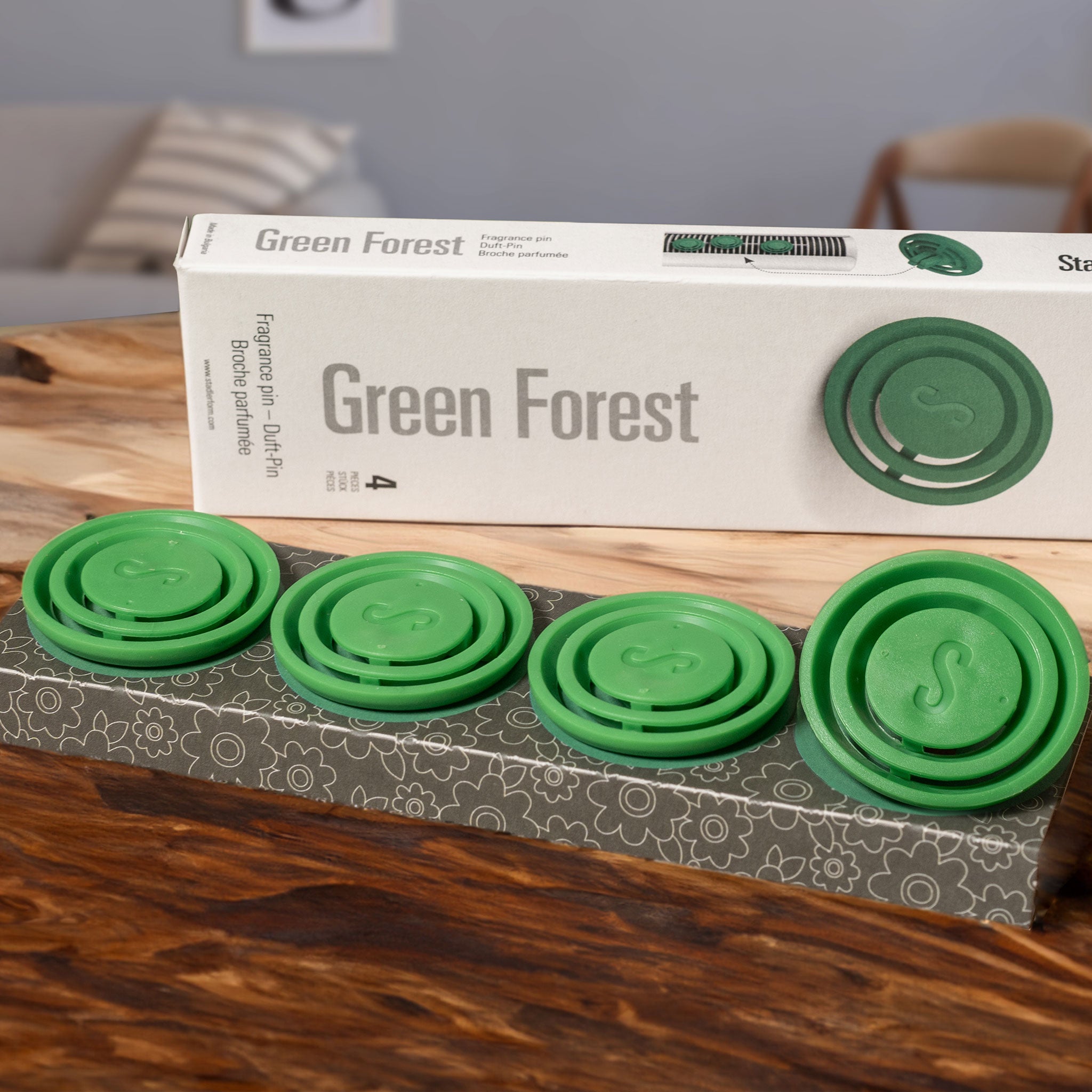 Fragrance pin Green Forest