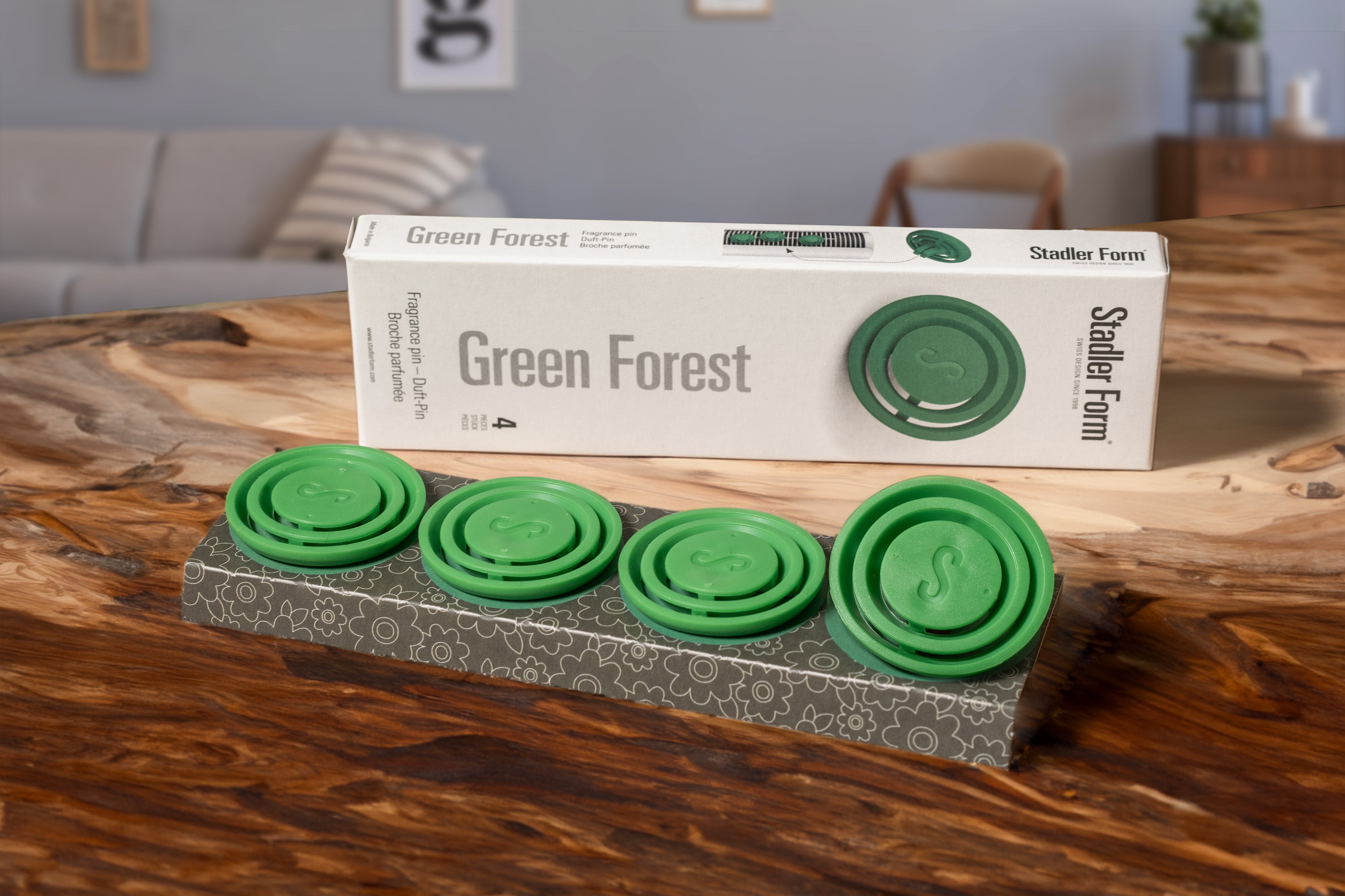 Fragrance pin Green Forest